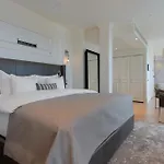 Waldorf Astoria