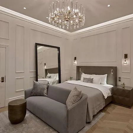 The Maria - Preferred & Hotel