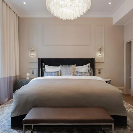 Hotel Waldorf Astoria 5*