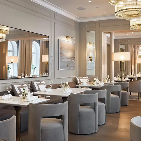 Waldorf Astoria