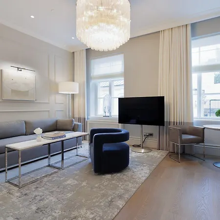 Waldorf Astoria Hotel 5*