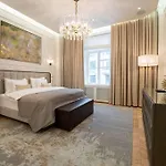 Hotel Waldorf Astoria 5*