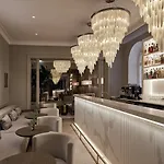 Отель Waldorf Astoria 5*