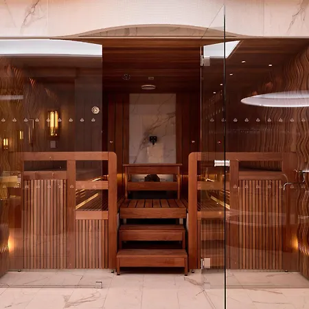 Waldorf Astoria 5*