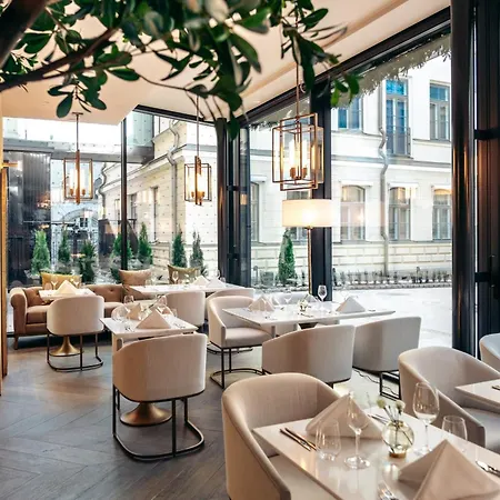The Maria - Preferred & 5*