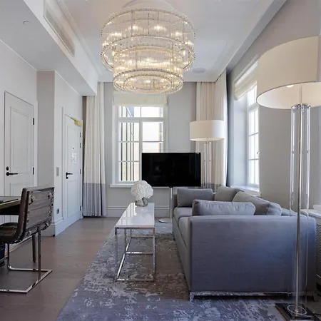 Waldorf Astoria Otel 5*