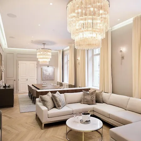 Waldorf Astoria Hotel 5*