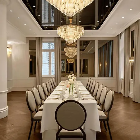 Waldorf Astoria 5* Helsínquia