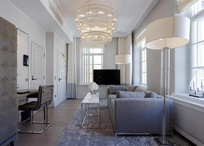 Waldorf Astoria Hotel 5*